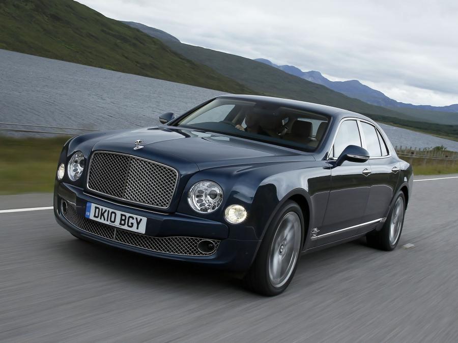  Bentley Mulsanne 2010 года  (UK) (фото 2 из 31)